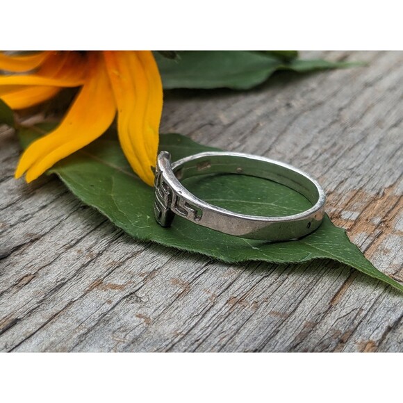 Vintage Sterling Greek Key Ring - Picture 9 of 10